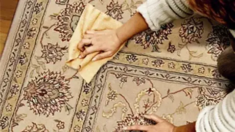 لکه بری فرش