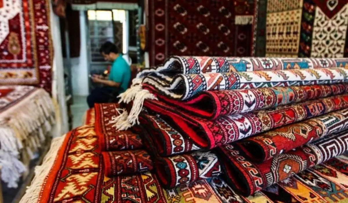 لکه بری فرش دستباف
