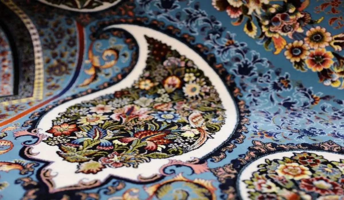 لکه بری فرش دستباف